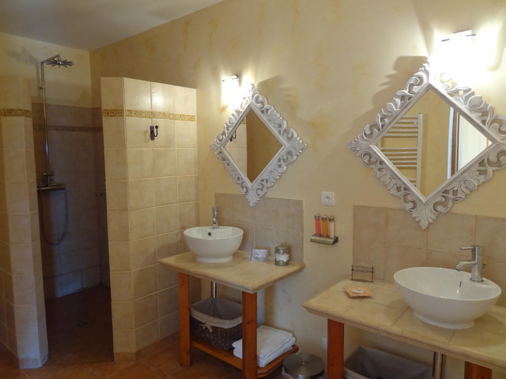 La Bastide De Font Clarette Bed and Breakfast Six-Fours-les-Plages Kamer foto